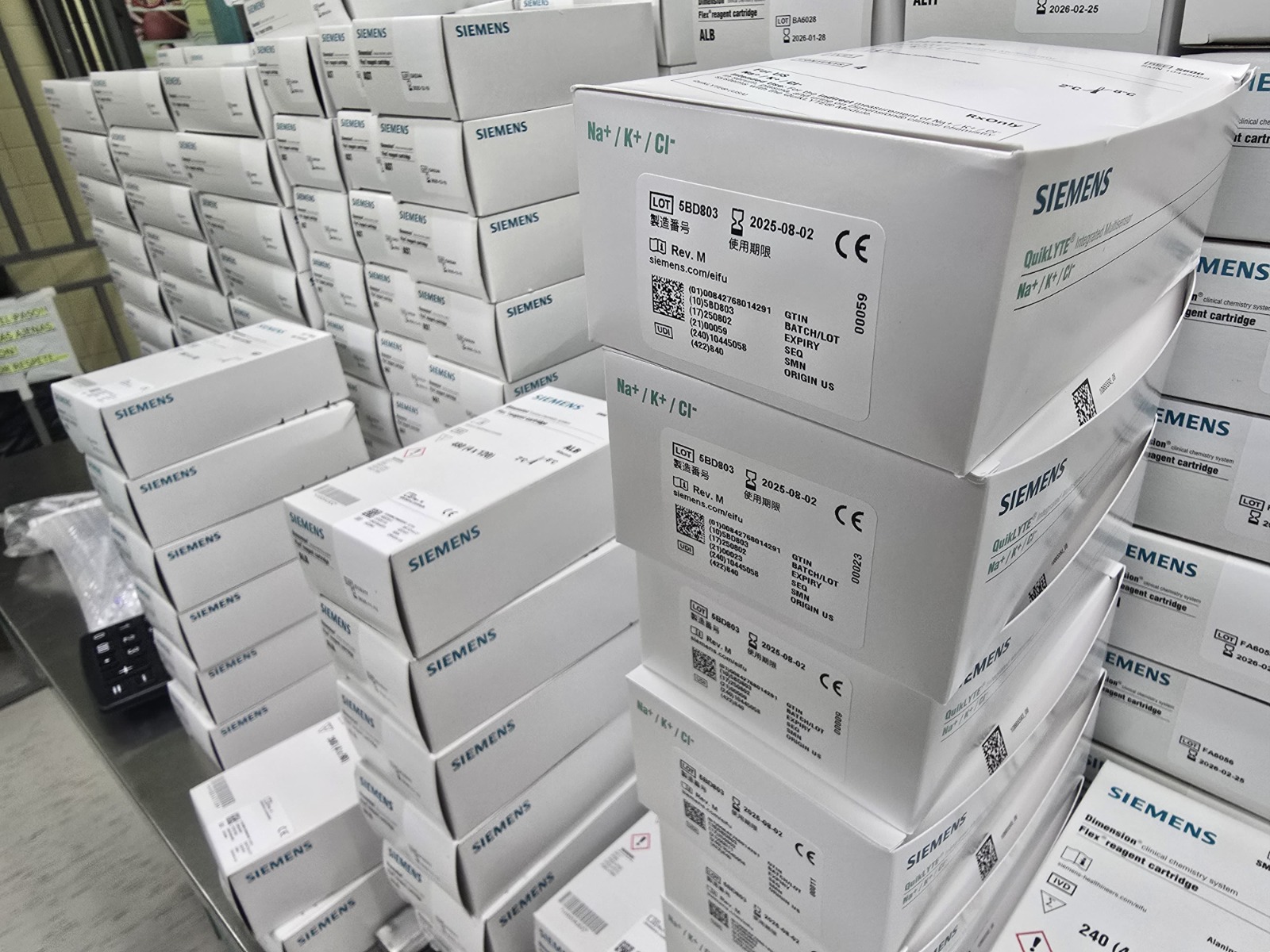 Con 95% de abastecimiento en reactivos: HE ofrece 200 tipos de exámenes de laboratorio